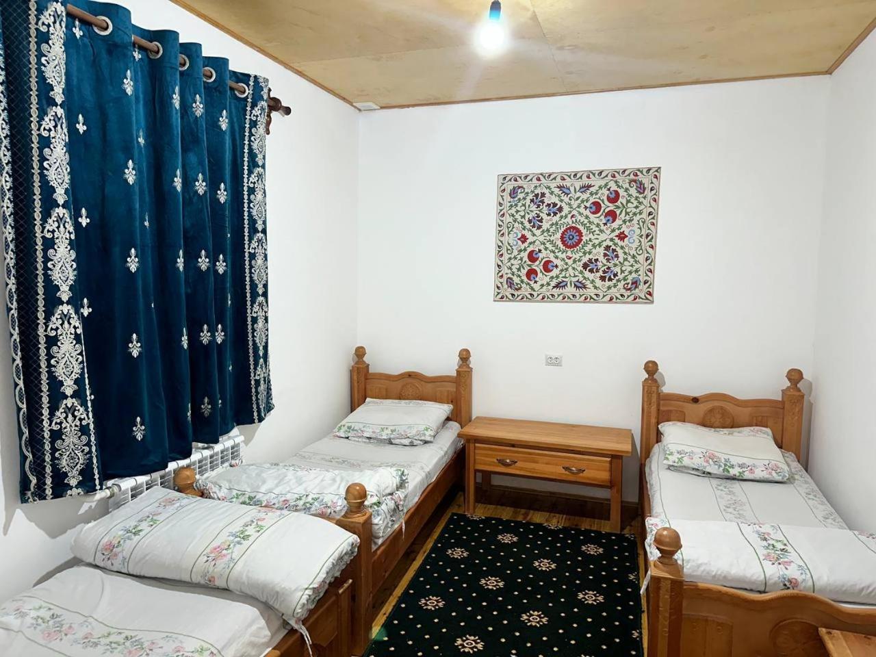 Hayat Guesthouse Nuratau Mountain Yukary-Ukhum Eksteriør billede
